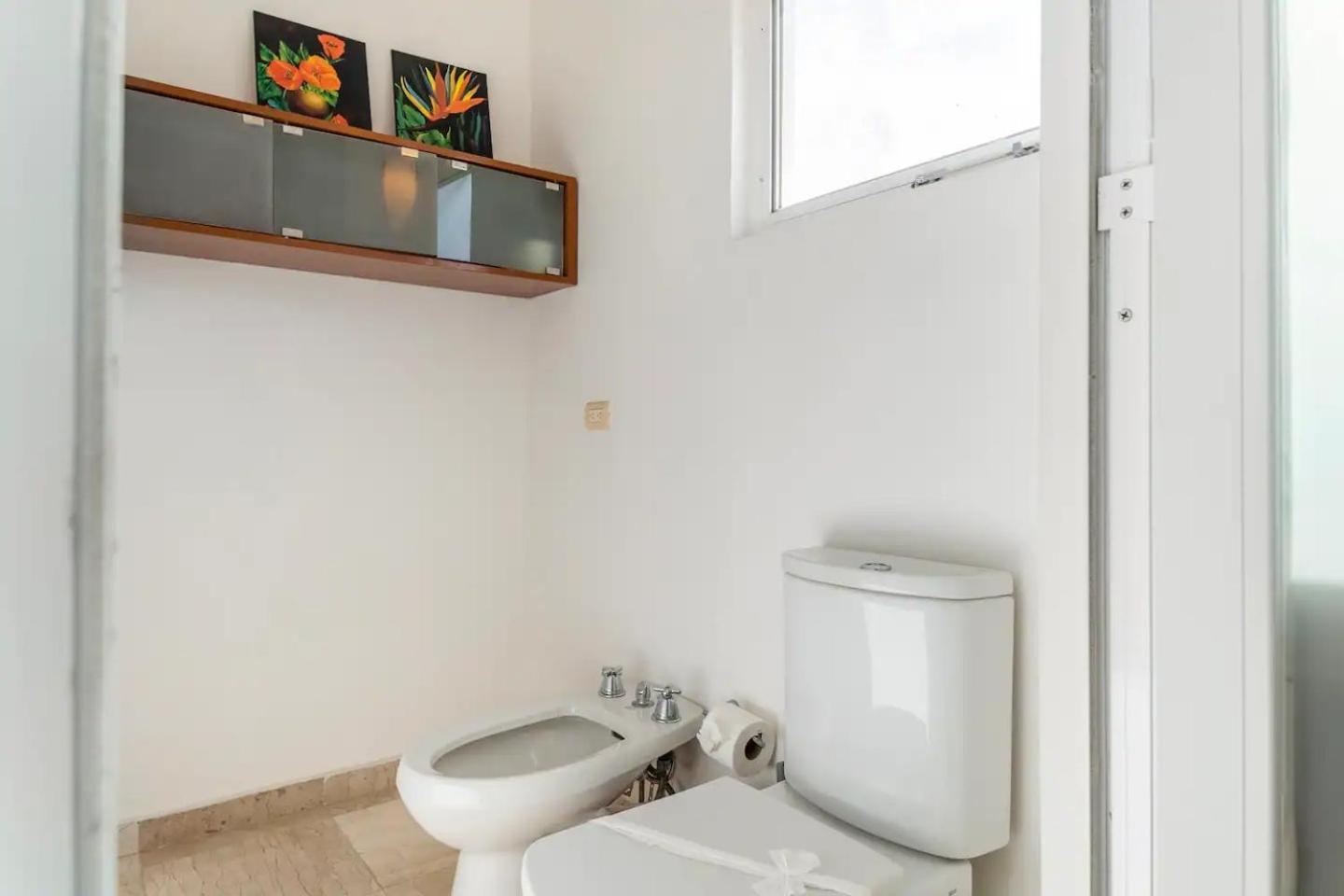 2 Story Ph 3b Heated Jacuzzi Close Street 6