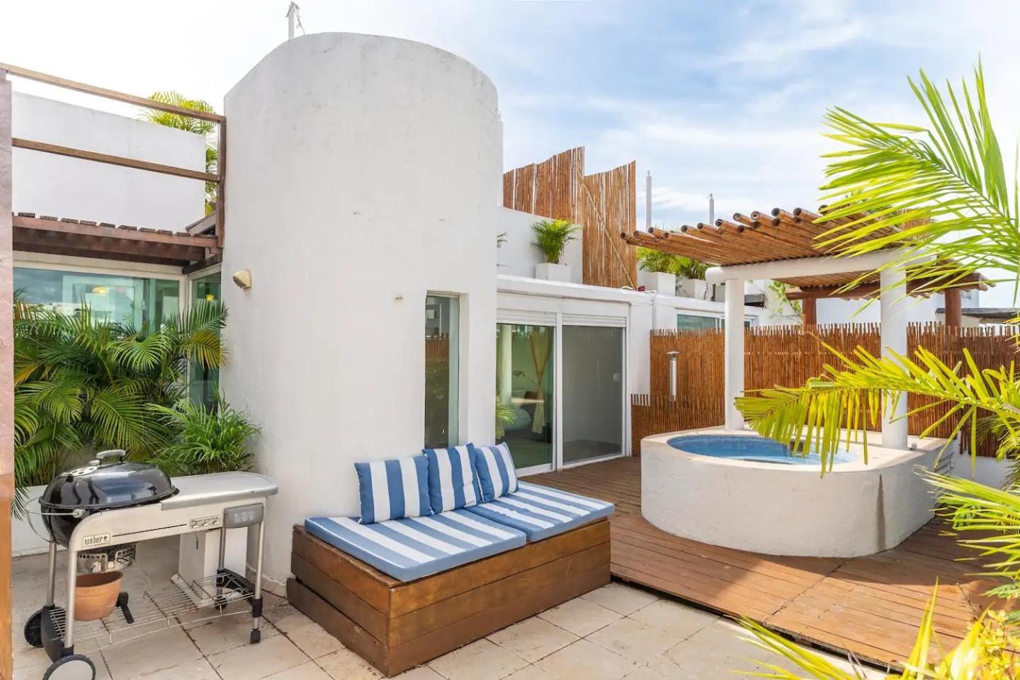 2 Story Ph 3b Heated Jacuzzi Close Street 6 Playa del Carmen