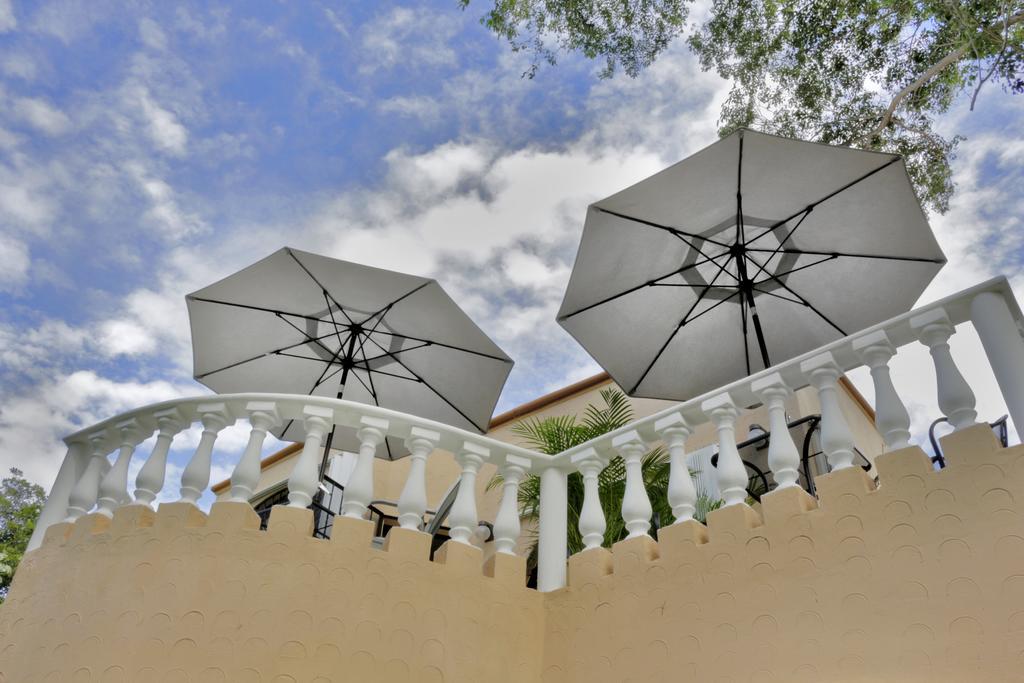 Casa Almendra Golf Club Bed & Breakfast
