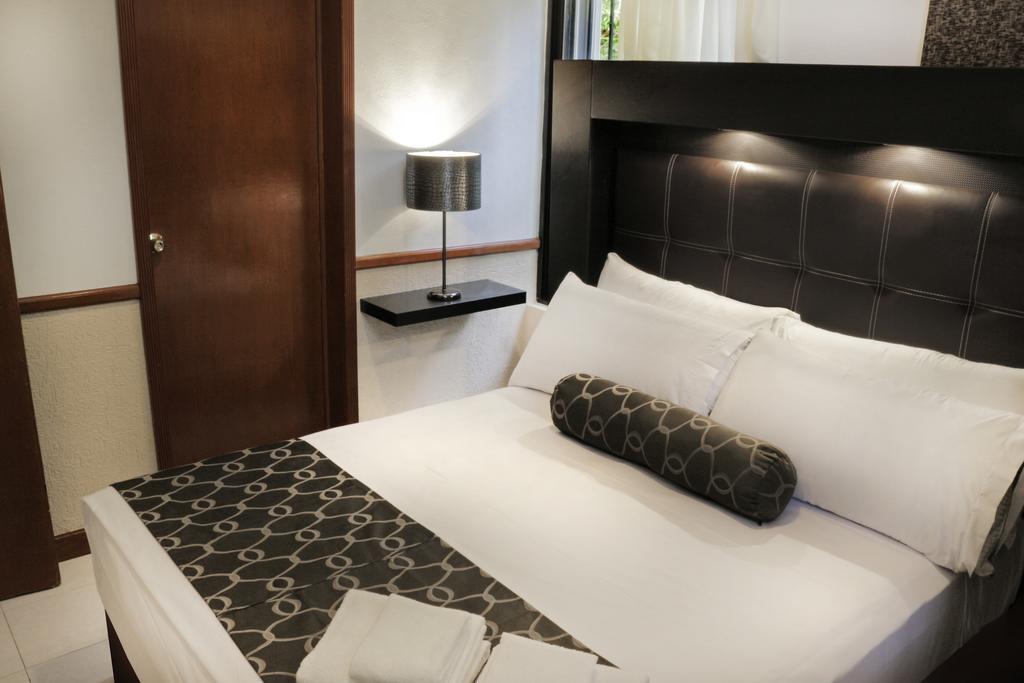 Casa Almendra Golf Club Bed & Breakfast *