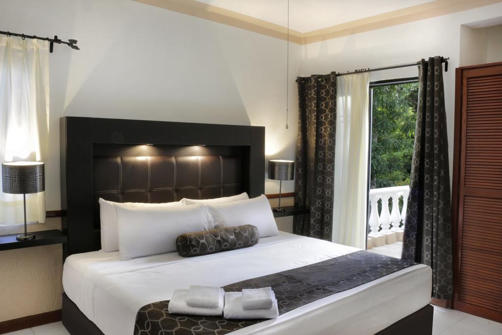 Bed & Breakfast Casa Almendra Golf Club Playa del Carmen