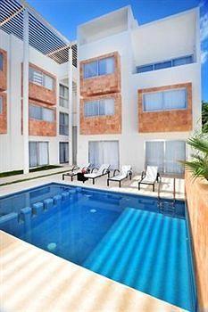 Bambu Apartahotel