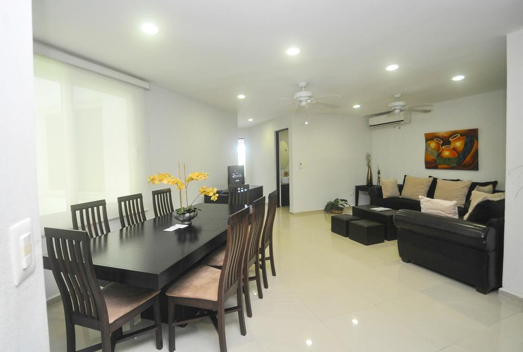 Phenomenal Location Near Beach & 5Th With Stunning Roof Pool Playa del Carmen