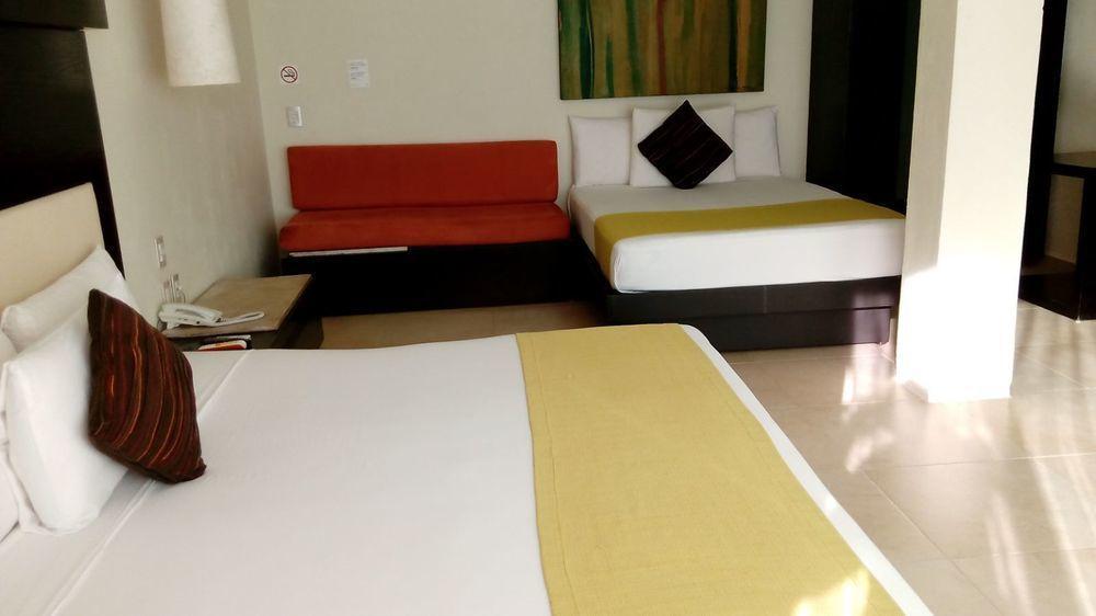 Hotel El Punto Boutique & Club (adults Only) 4*