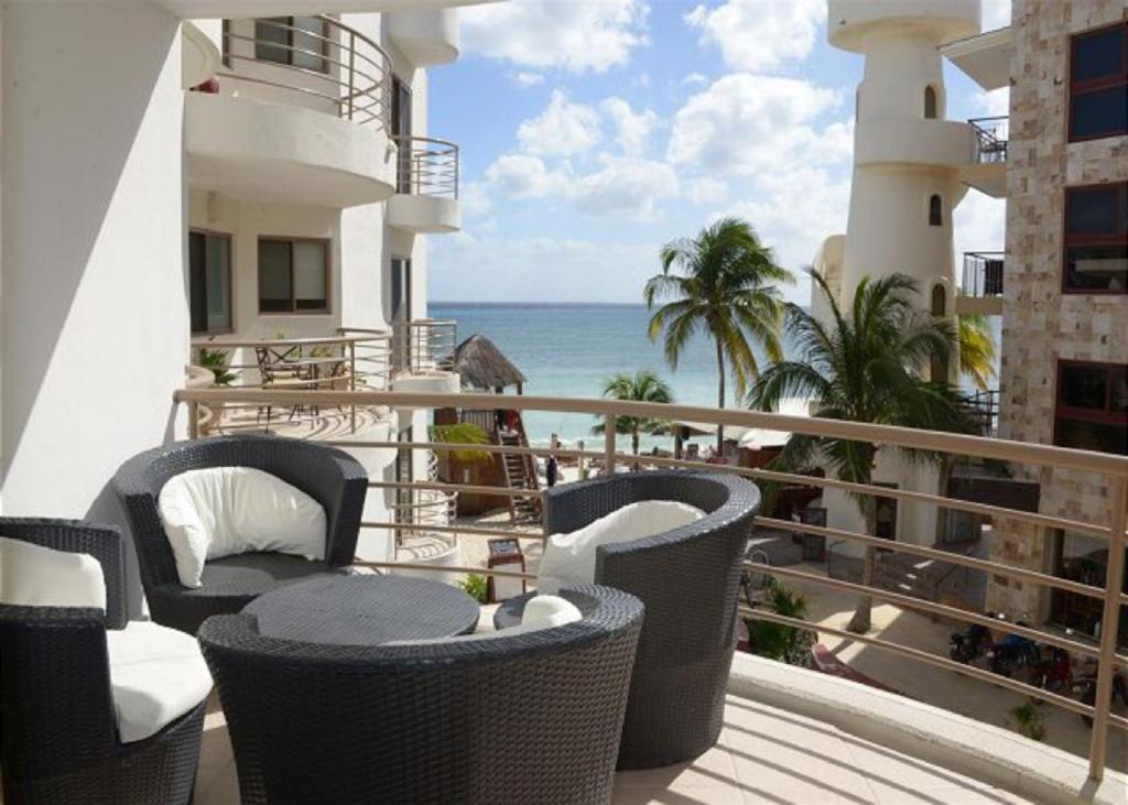 Corto Maltes Playa del Carmen