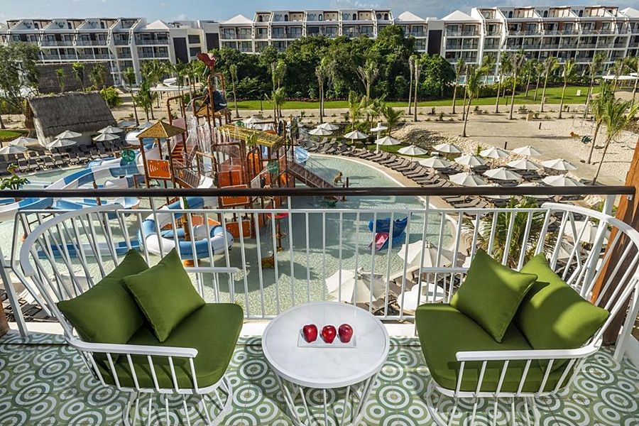 Resort El Beso Adults Only At Ocean Riviera Paradise 5*