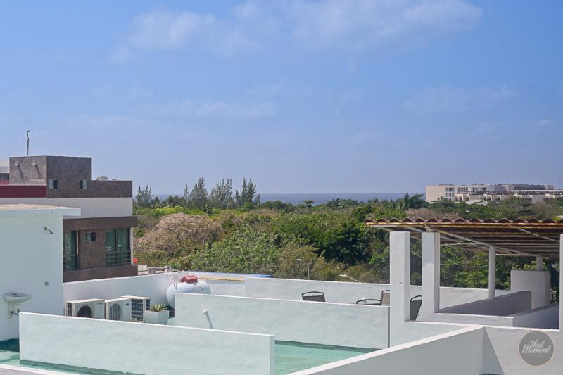 Menesse By 5th Avenue Realty Group *