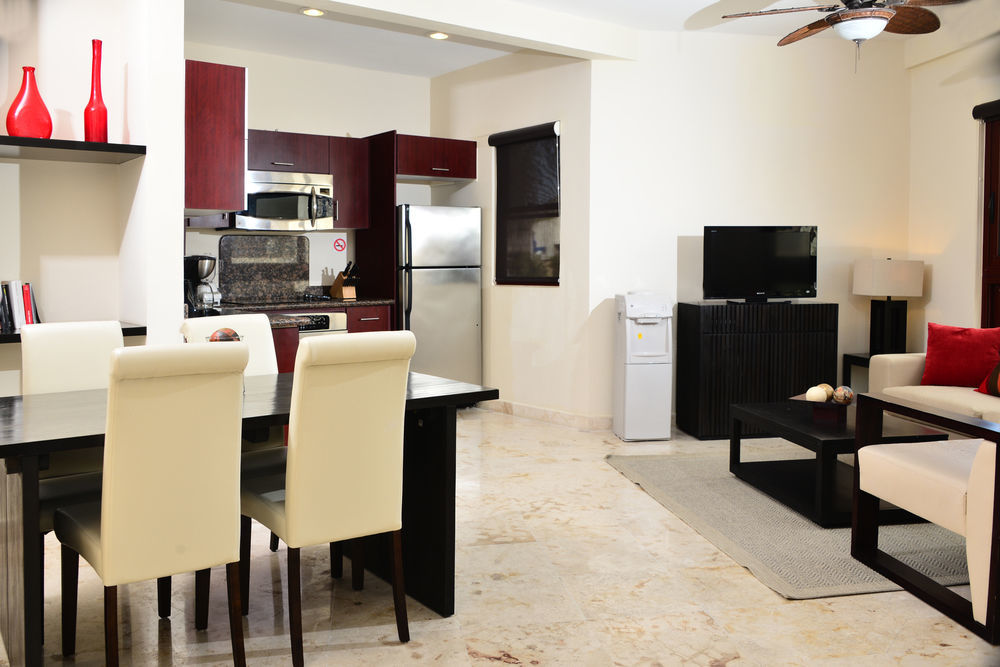 Apartment El Faro Oceanfront Apartments By Bvr