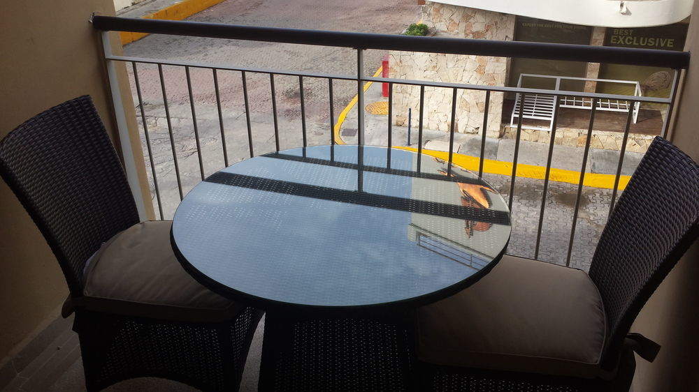 Apartment El Faro Oceanfront Apartments By Bvr Playa del Carmen