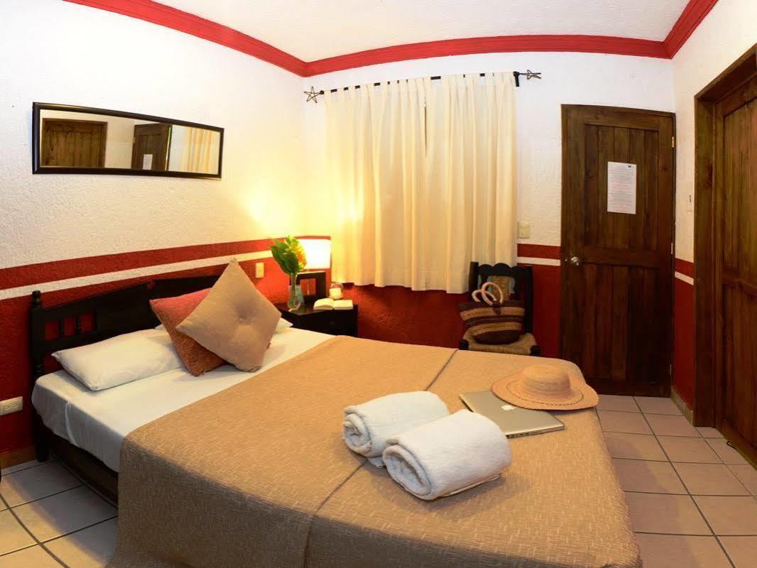 Hacienda Mariposa 3*