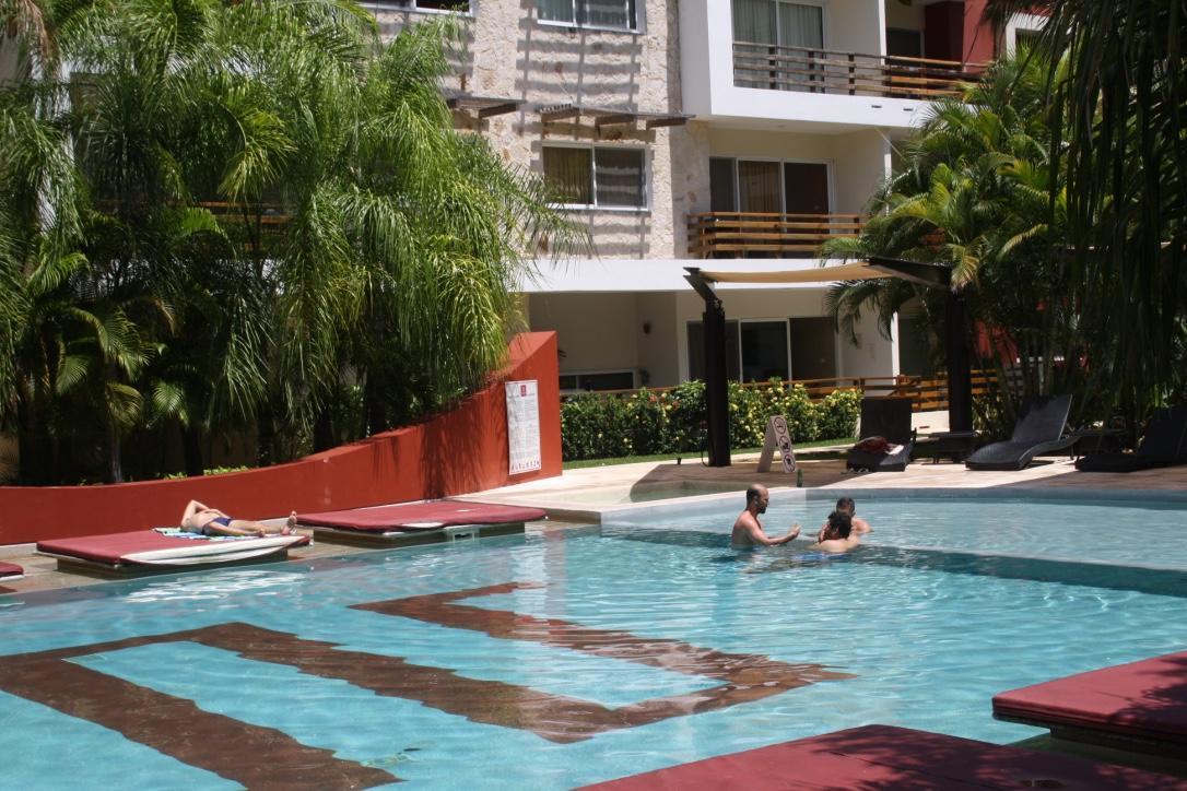 Apartment Sabbia B202 By Rentalos Playa del Carmen
