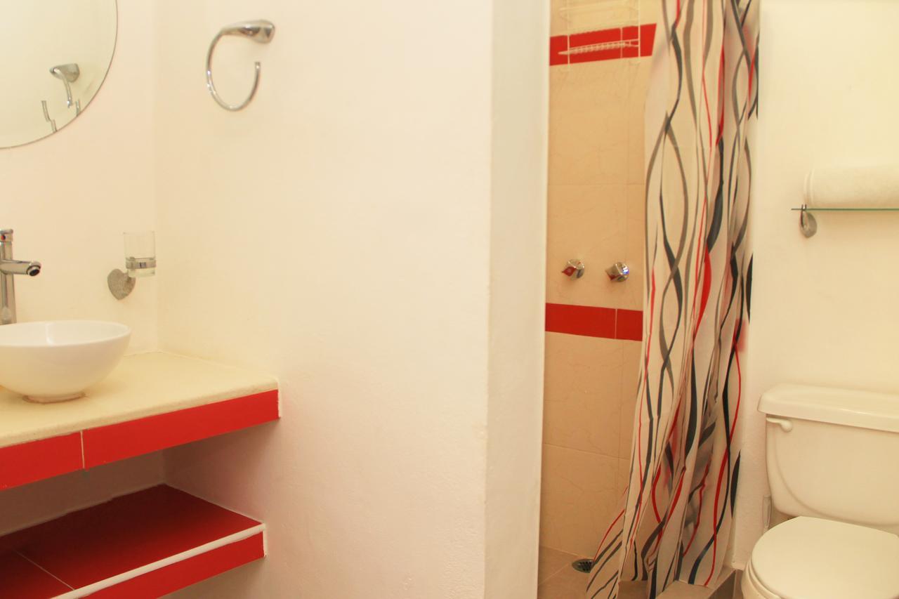 Hotel Xell Suites & 3*
