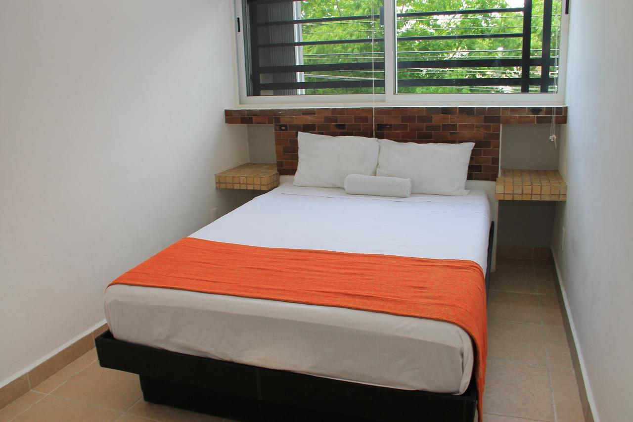 Xell Suites & Playa del Carmen