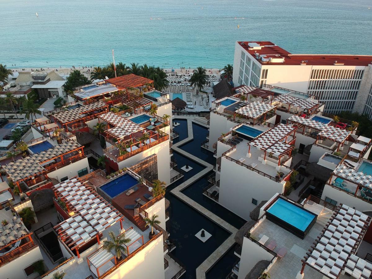 Aparthotel Aldea Thai By Blue Oceanfront 4*