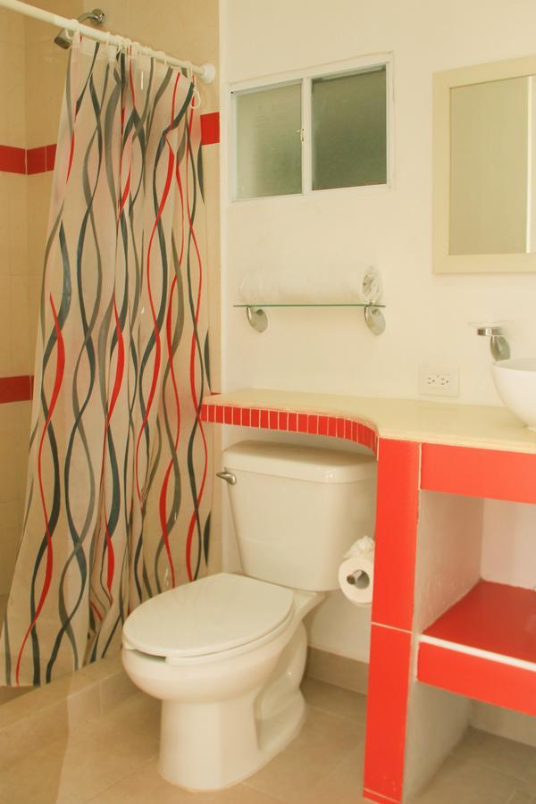 Hotel Xell Suites &