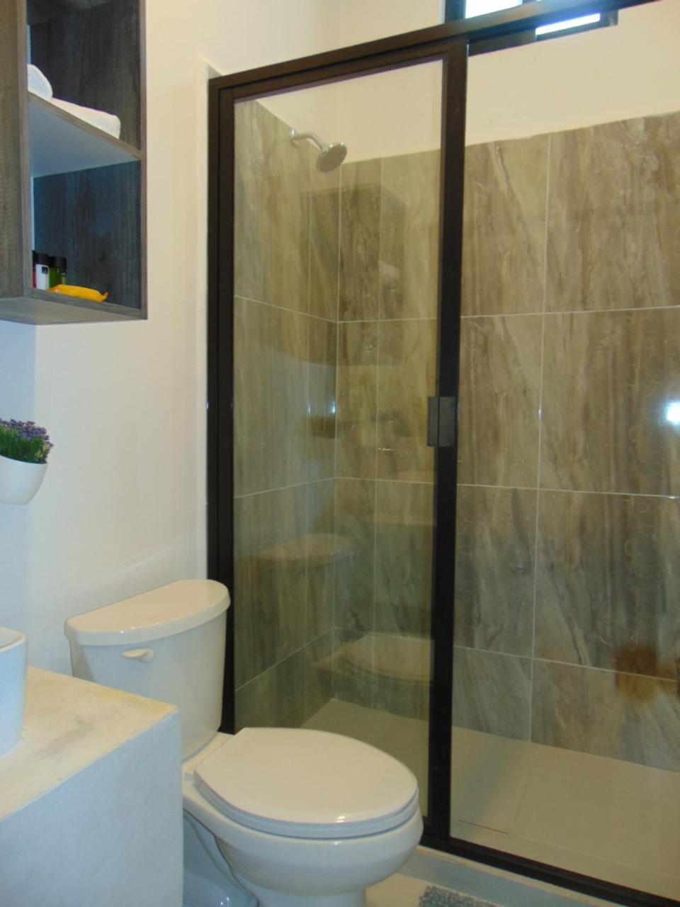La Mar Boutique - 5th Avenue Hotel