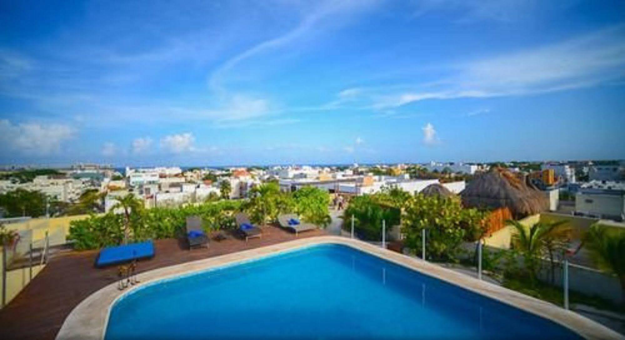 Apartahotel Encanto Riviera