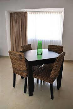 Bambu Apartahotel