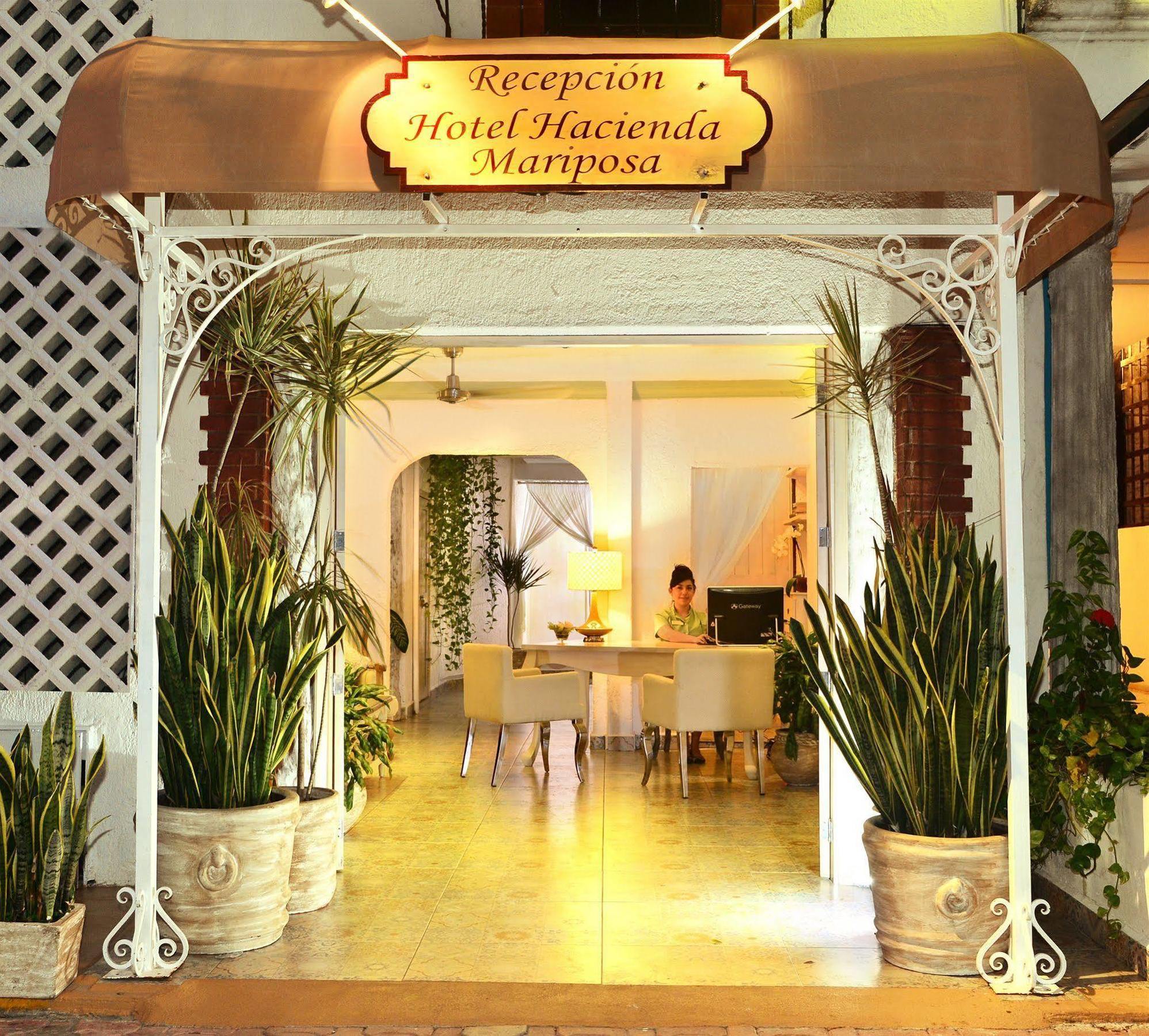 Hacienda Mariposa 3*