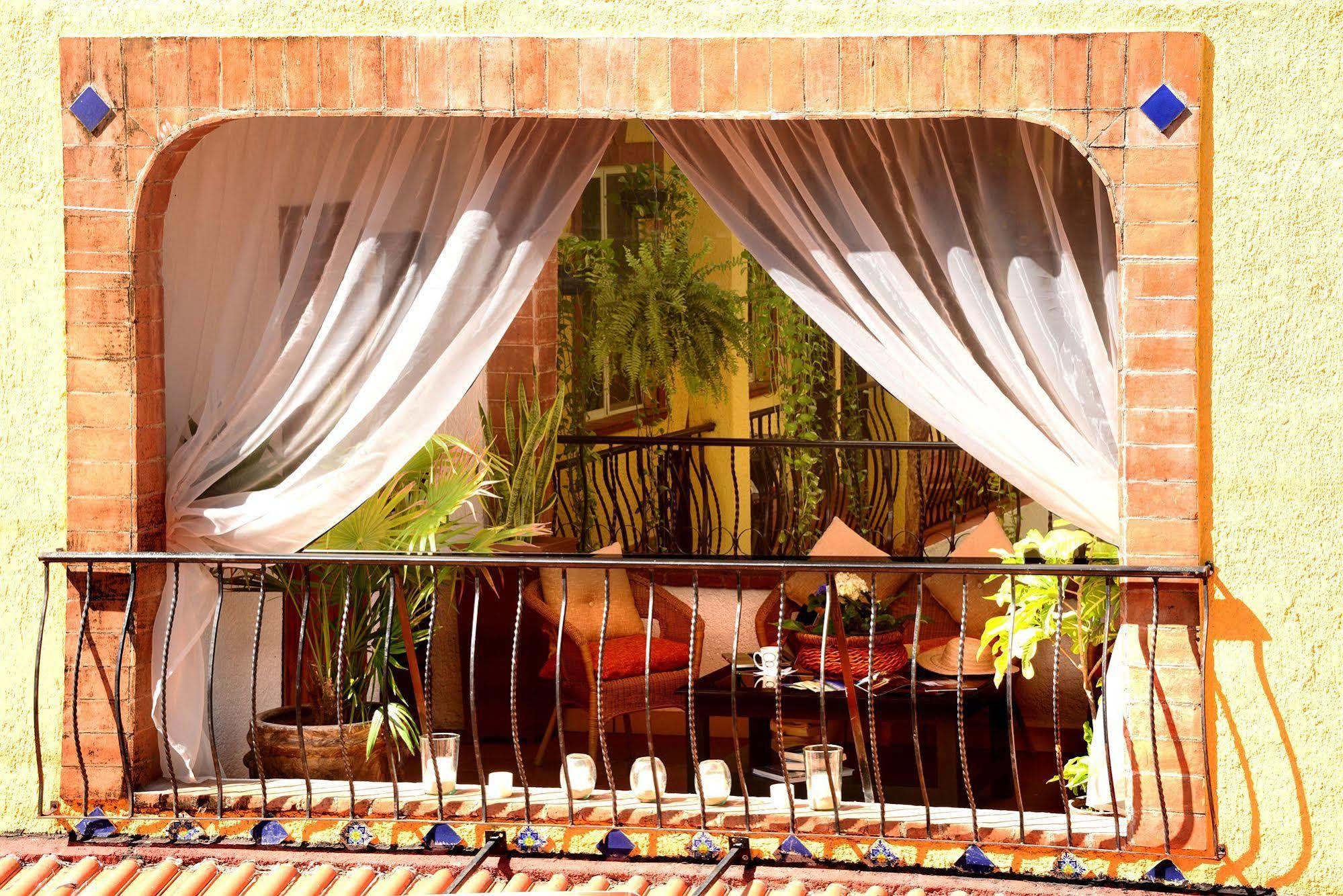 Hotel Hacienda Mariposa 3*