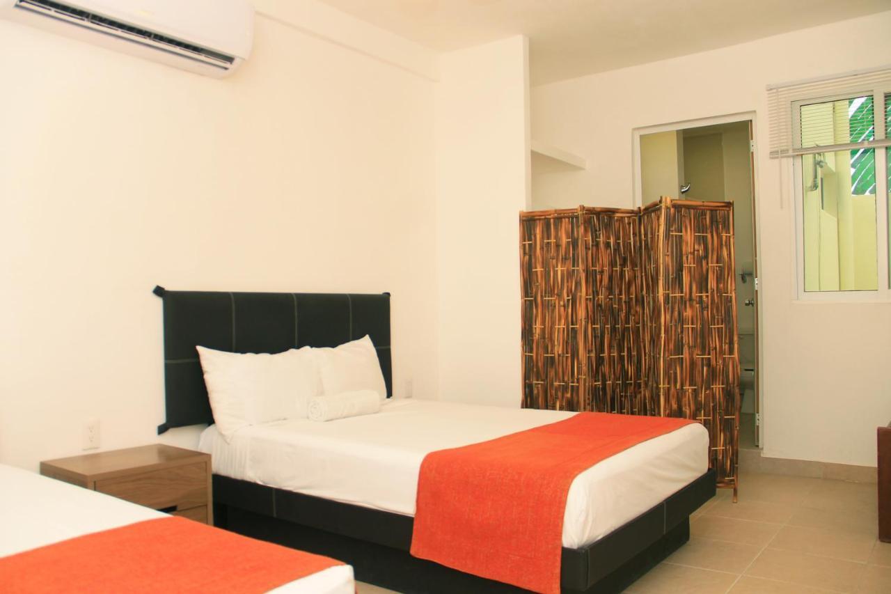 Hotel Xell Suites & 3*