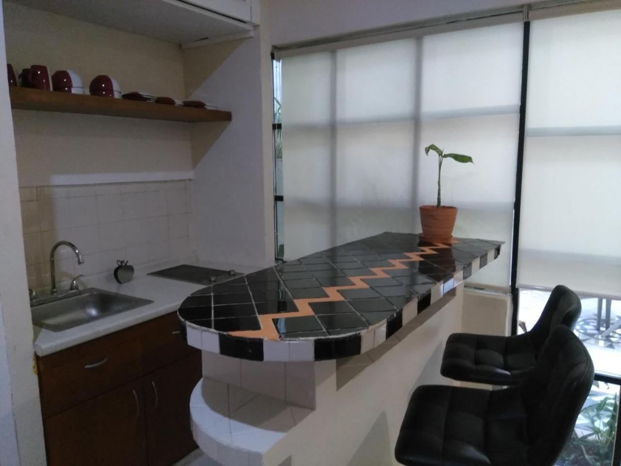 Khách sạn hẻo lánh Tortuga 3*