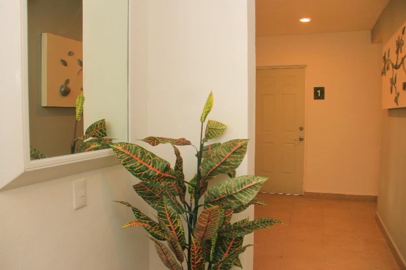 Xell Suites & 3* Playa del Carmen