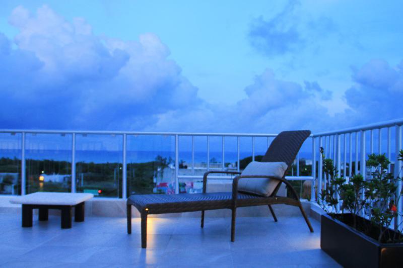 Hotel Xell Suites & 3*
