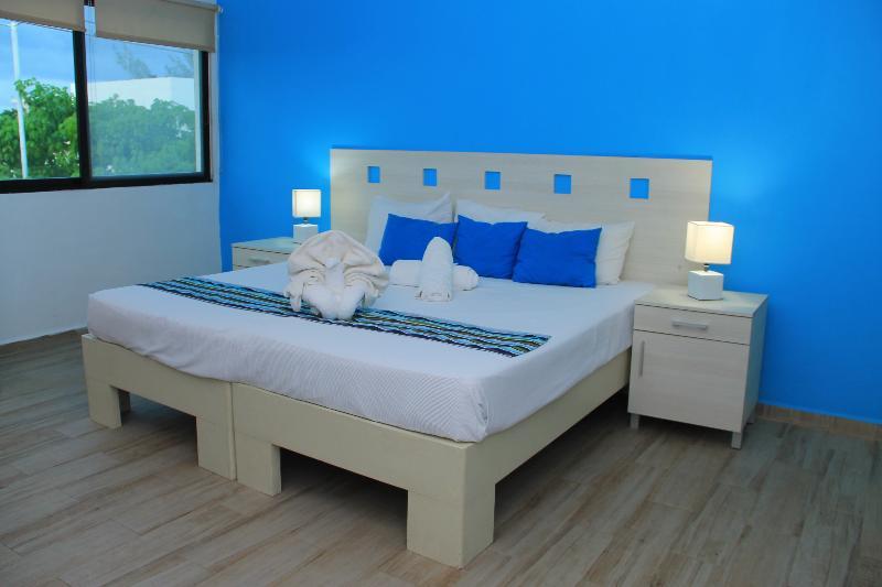 Xell Suites & Hotel 3*