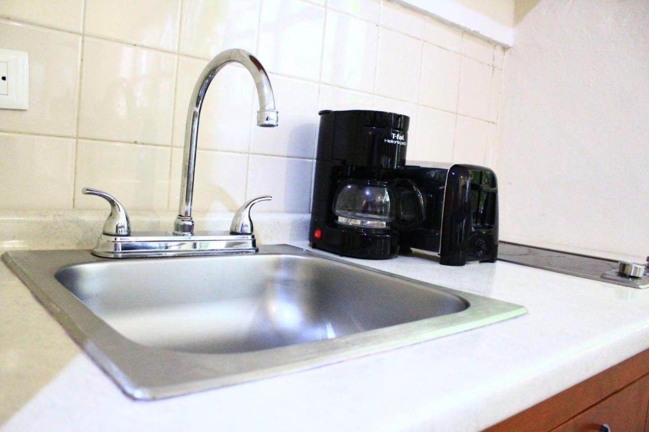 Khách sạn hẻo lánh Tortuga 3*