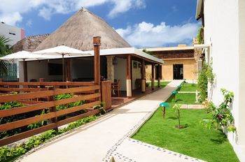 Sian Kaan Hotel 3*