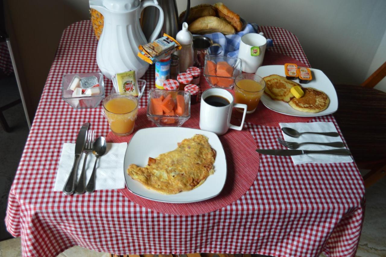 Frühstückspension Myoli B&b. Playa Del Carmen, Mexico 2*
