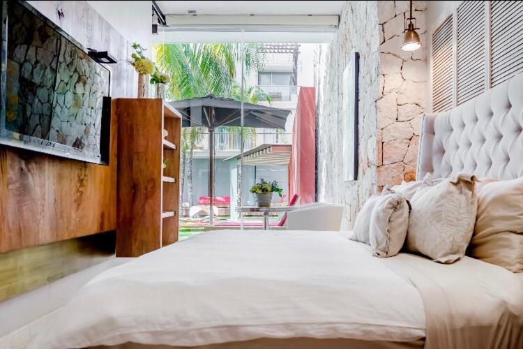 Luxury At Playa Mamitas Apartment