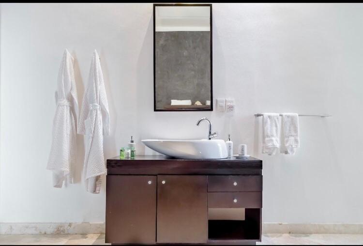 Luxury At Playa Mamitas Apartment