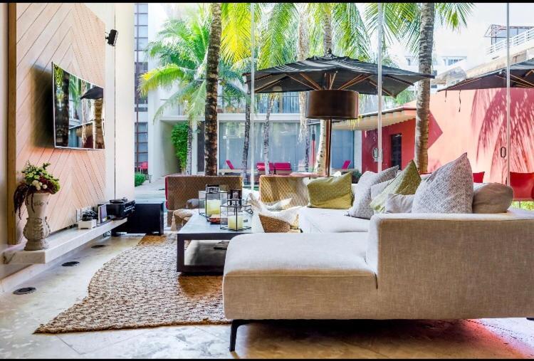 Luxury At Playa Mamitas Apartment