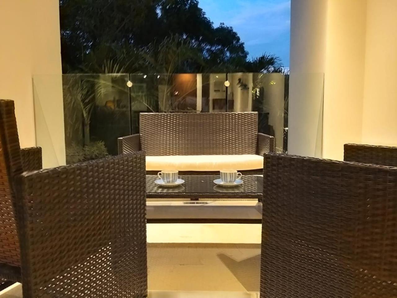 Precious 1 Bedroom In Brand New Miranda Building By Happy Address Căn hộ Playa del Carmen