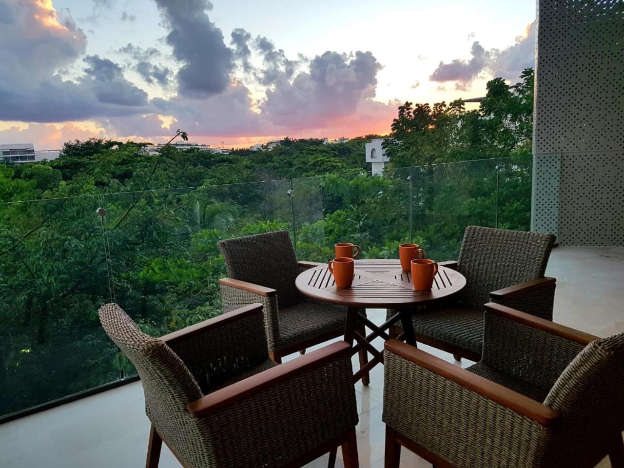 Breathtaking 2br With Partial Sea View By Happy Address *
