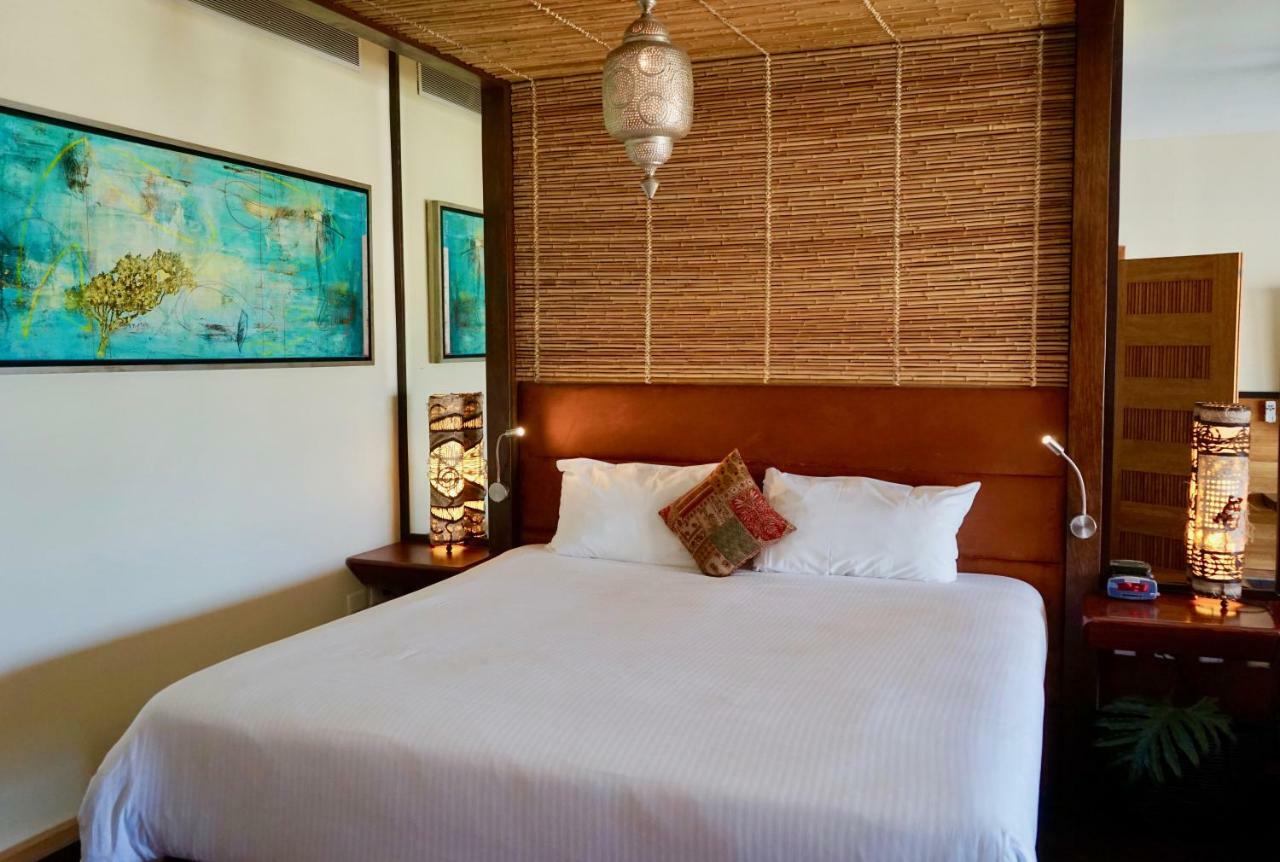Aparthotel Aldea Thai By Blue Oceanfront 4*