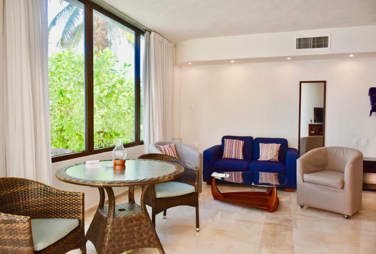 Playa Palms Khách sạn