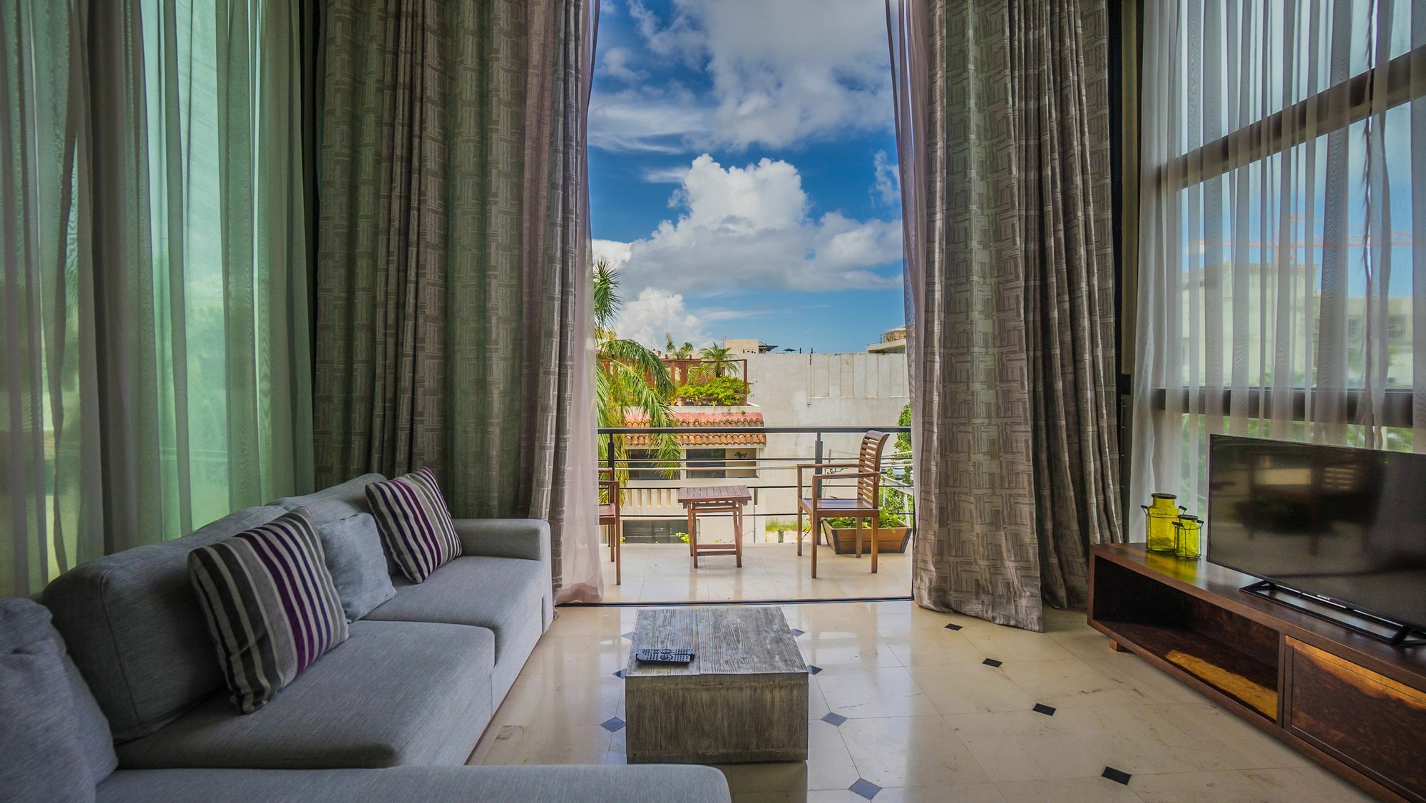Apartment Lotus Midtown By Bvr *