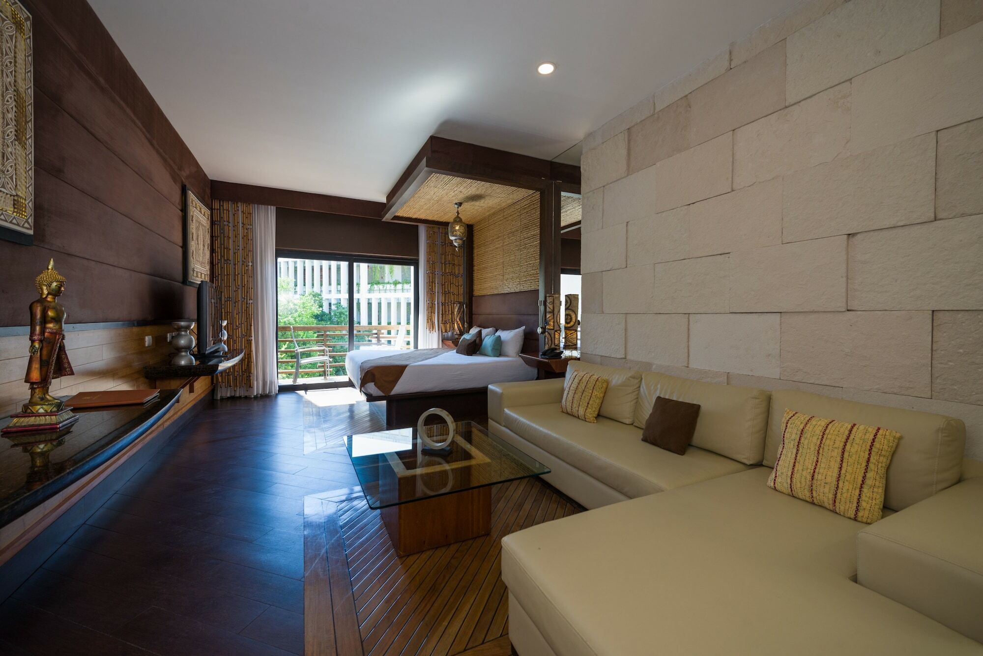 La Divina By Aldea Thai Hotel
