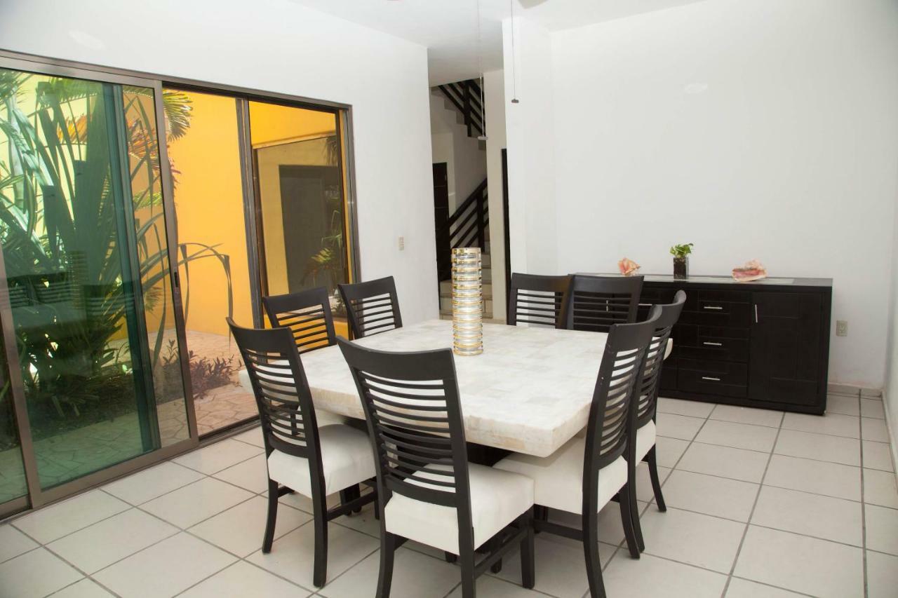 Beautiful Private For 16 Pax With Garden, Bbq And Pool, Casa de férias