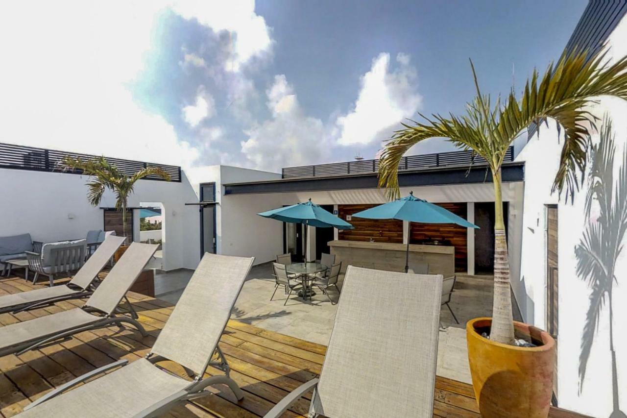 Apartment Icono Playa Condos, B307 *