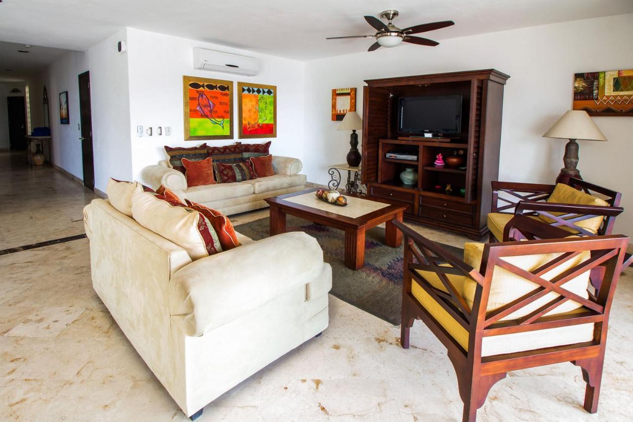 Corto Maltes 205 Ocean Front 2 Bdrs Playa del Carmen