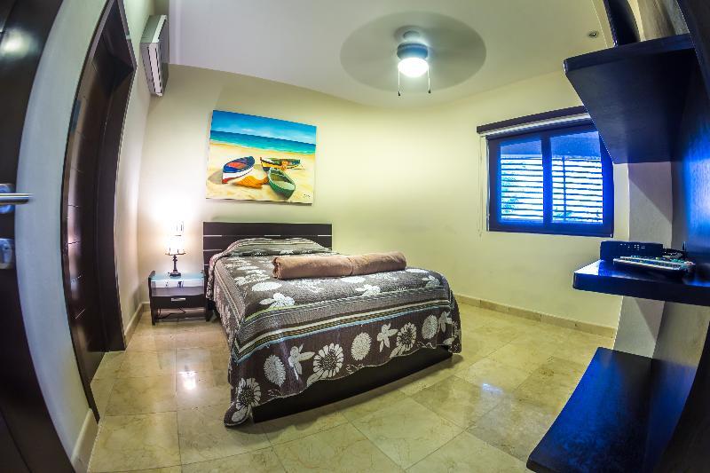 El Faro Oceanfront Apartments By Bvr Apartment