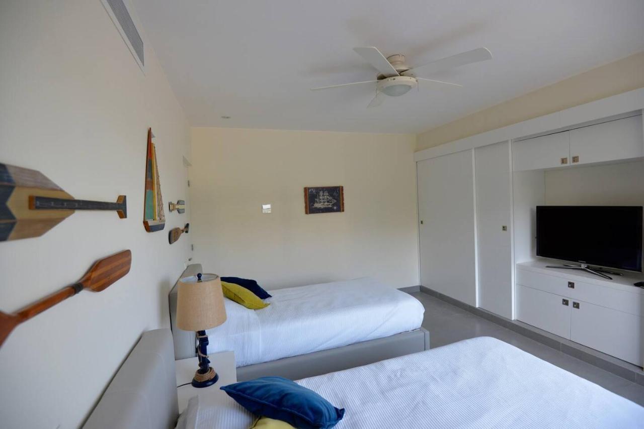 Deluxe Beachside, Private Beach Club And Golf * Playa del Carmen