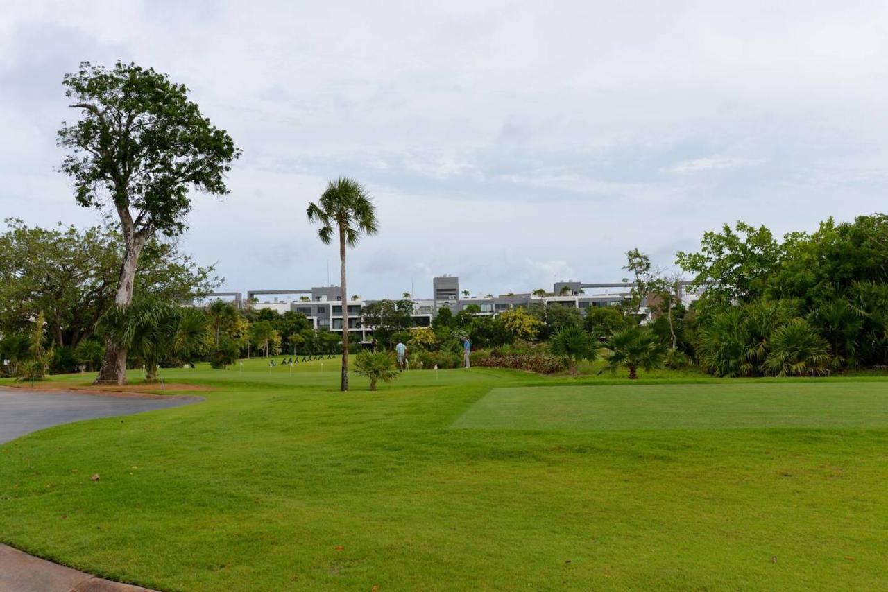 Deluxe Beachside, Private Beach Club And Golf Căn hộ