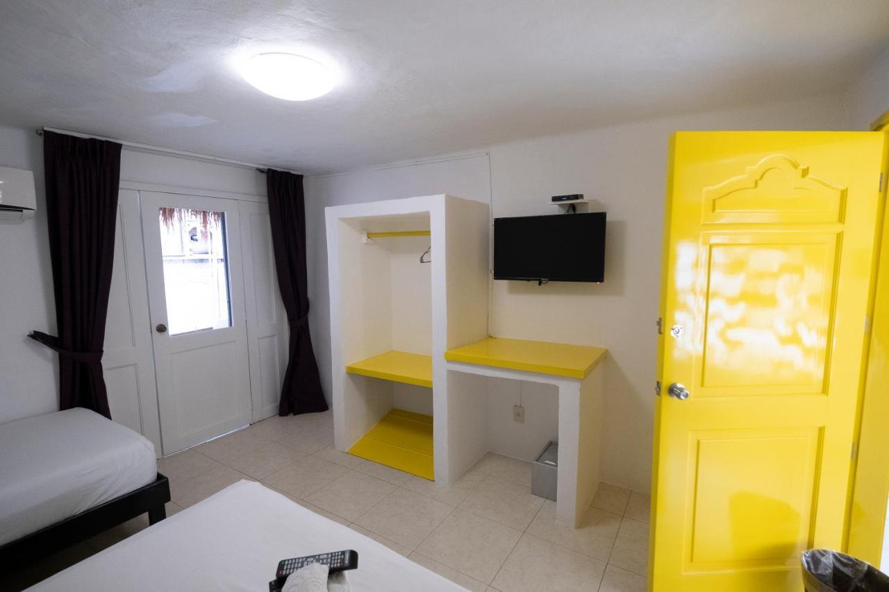 Hotel Partyholic Playa del Carmen