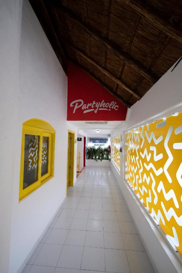 Hotel Partyholic Playa del Carmen