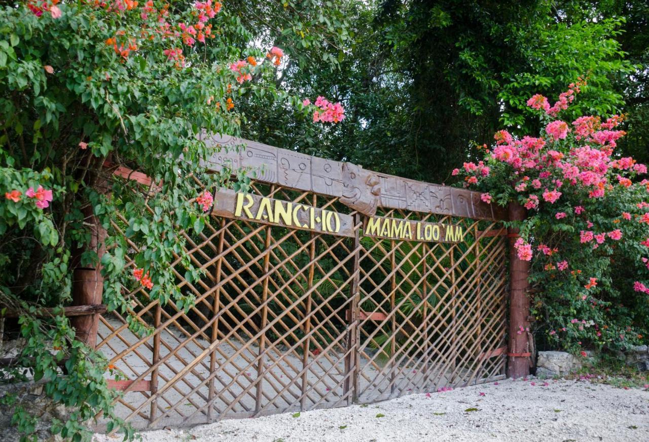 Lều sang trọng Rotamundos Mama Loomm Playa del Carmen
